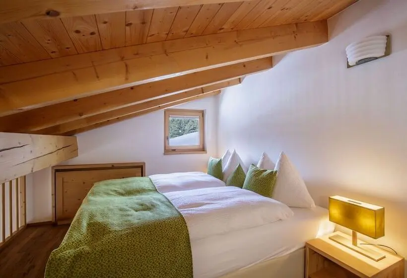 Junior Suite avec Balcon, Sarain Active Mountain Resort