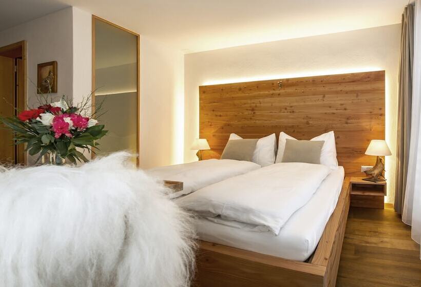 スーペリアースイート, Sarain Active Mountain Resort