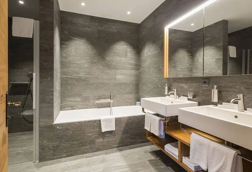 Suite en Attique, Sarain Active Mountain Resort