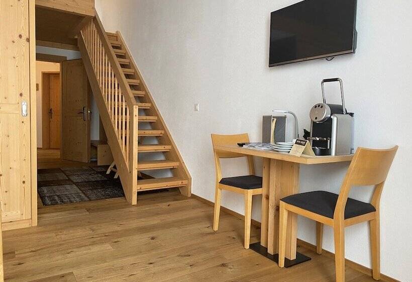 デラックスジュニアスイート, Sarain Active Mountain Resort