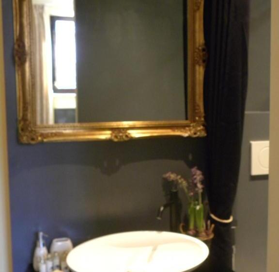 اتاق استاندارد, B&b Charme Celestino V°