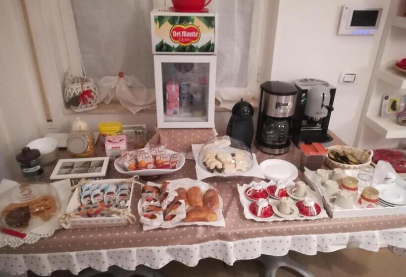 اتاق استاندارد سه نفره, I Girasoli Srls