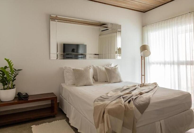 豪华房间带漩涡浴缸, Boutique Frangipani