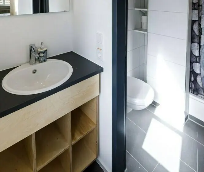اتاق استاندارد چهار تخته, Jugendherberge Burghausen