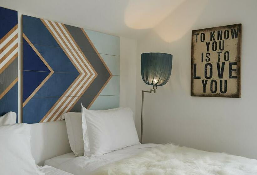 Номер Стандарт, Lucky S Guest House