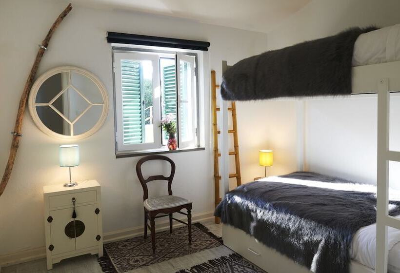 Семейное Бунгало, Lucky S Guest House