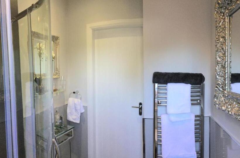 디럭스 룸, Angel Cottage