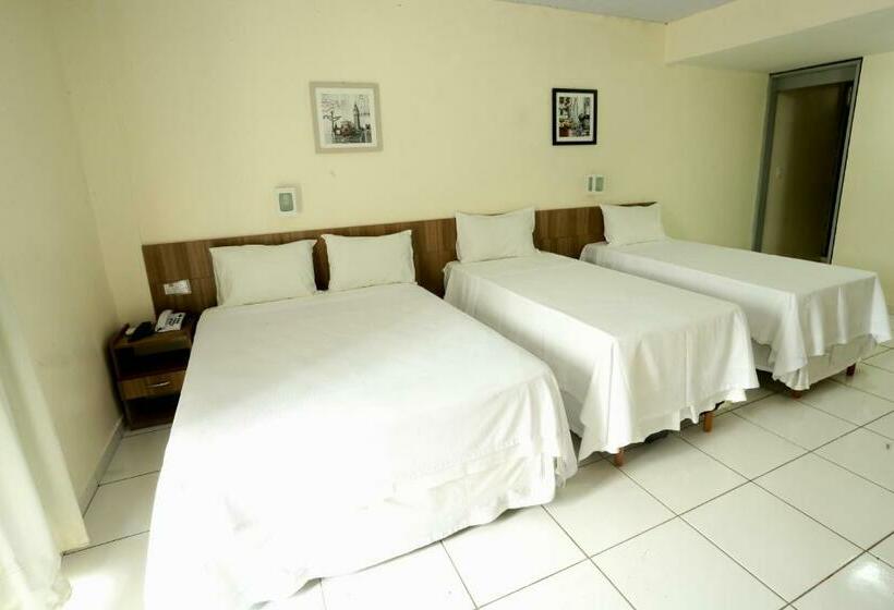 带阳台标准四人间, Boulevard Park