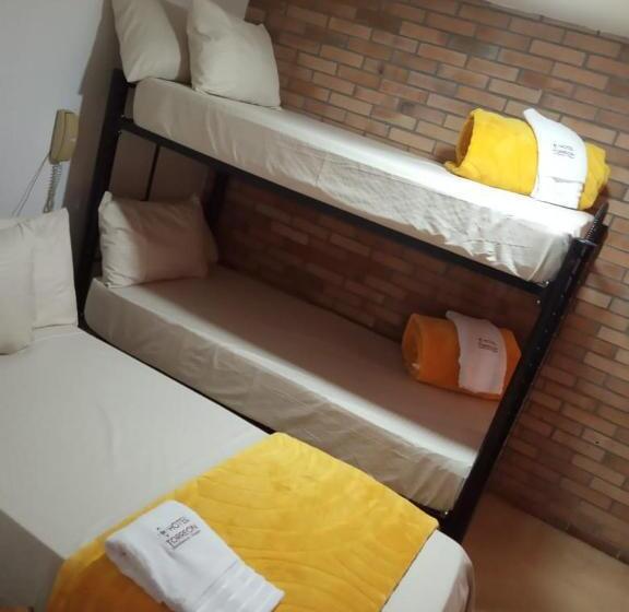 스탠다드 트리플 룸, Torreon De Rionegro