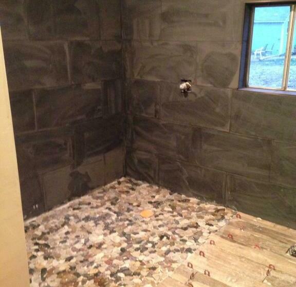 디럭스 스튜디오, Miner's Camp