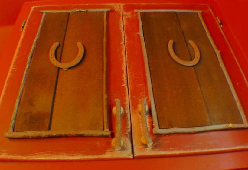 디럭스 스튜디오, Miner's Camp