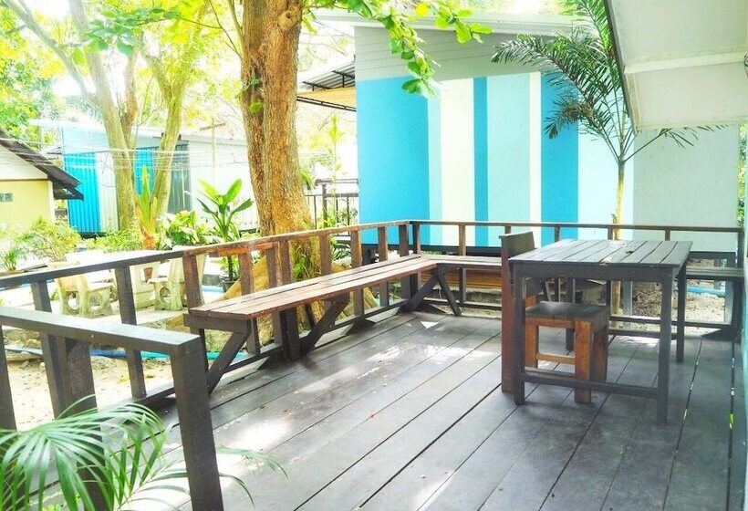 اتاق خانوادگی, Season Samed Resort
