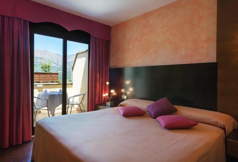 スーペリアールーム, Restaurant Cal Petit