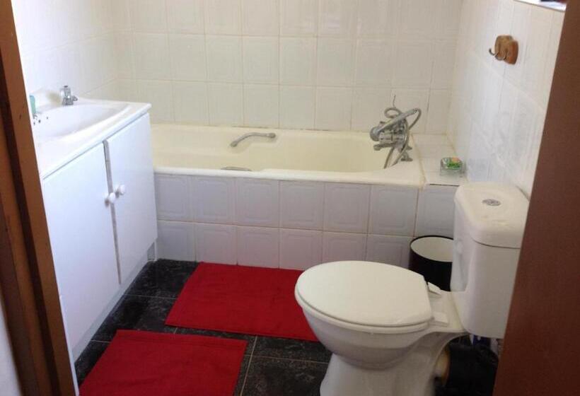 침실 4개 주택, Swaynekloof Farm