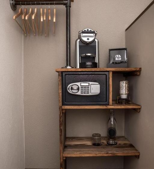 اتاق استاندارد, The Yard Zürich