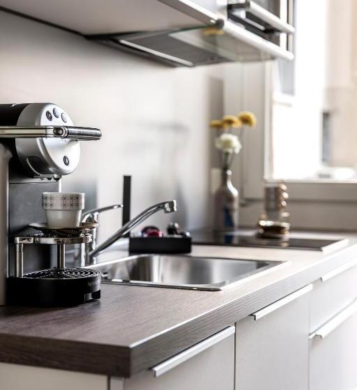 استودیوی استاندارد, The Yard Zürich