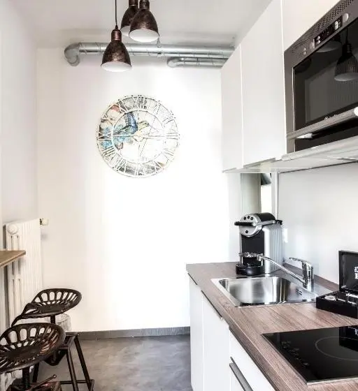 استودیوی استاندارد, The Yard Zürich
