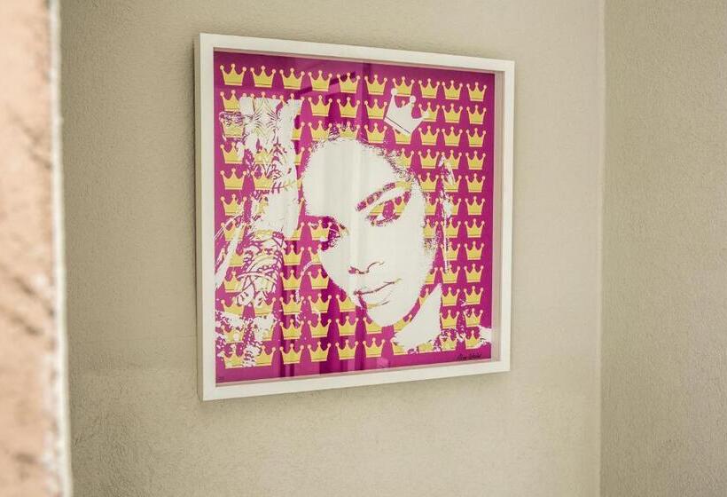 اتاق استاندارد, The Yard Zürich