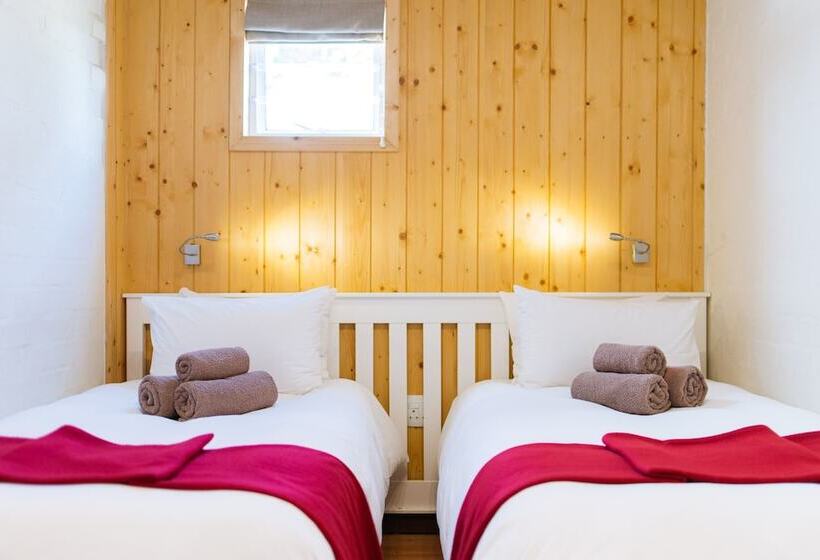 חדר סטנדרט חדר אמבטיה משותף, Trail's End