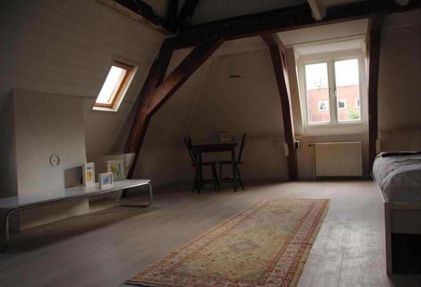 Номер Стандарт Вид на Сад, Zala S B&b