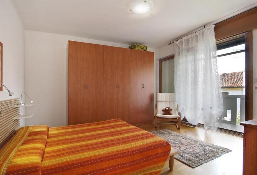 Номер Стандарт, Civico 493 B'n'b