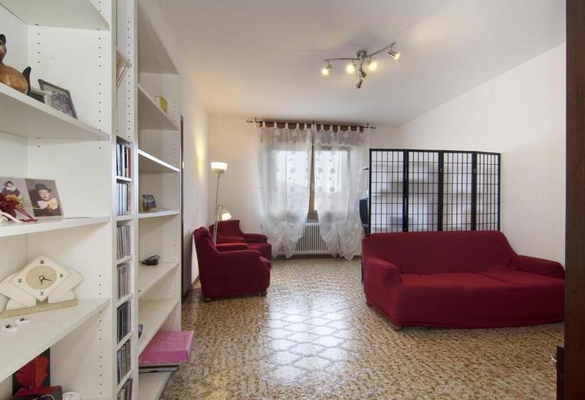 Номер Стандарт Индивидуальный, Civico 493 B'n'b