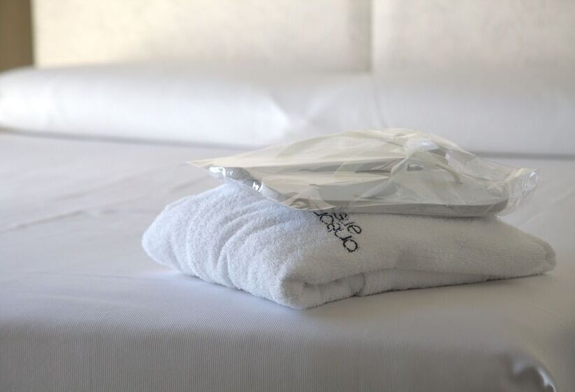 デラックスルーム, Foglie D Acqua