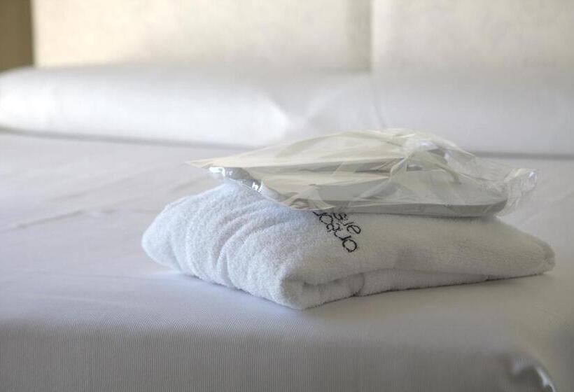 デラックスルーム, Foglie D Acqua