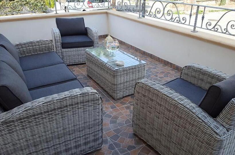 발코니 디럭스 룸, Pepè Accommodation