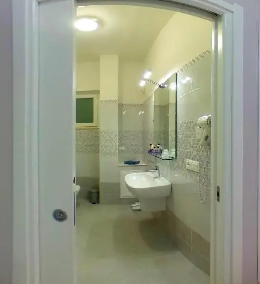 اتاق راحتی سه تخته, Pepè Accommodation