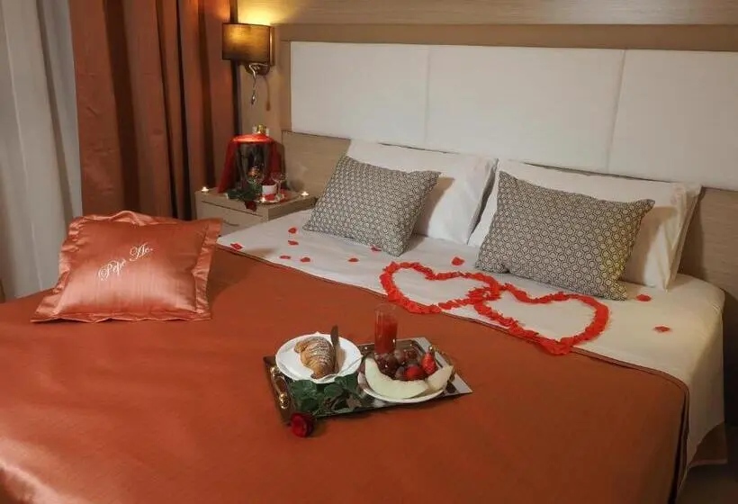 اتاق لوکس با چشم‌انداز شهر, Pepè Accommodation