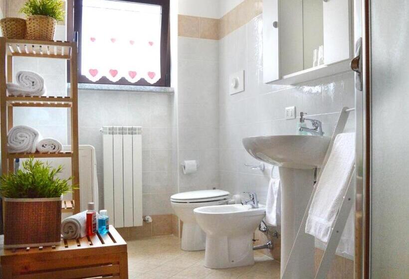 סטודיו סטנדרט עם נוף, Como S Lake Mountains B&b