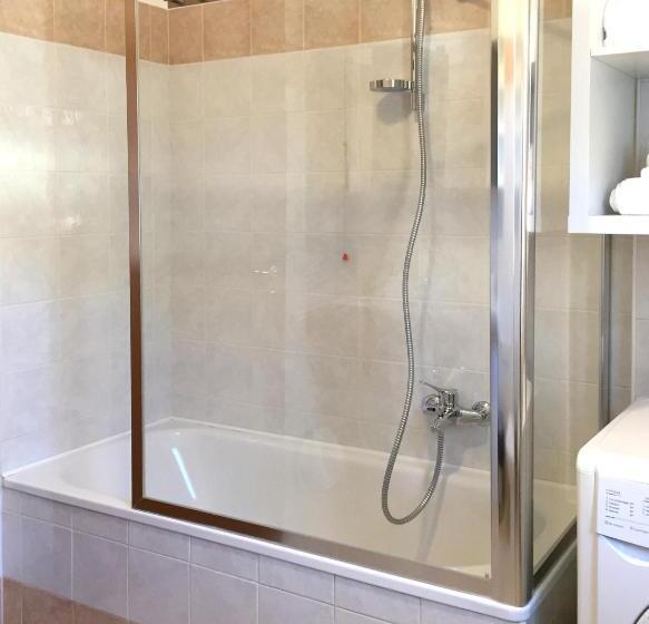 דירה בת חדר שינה 1 עם נוף, Como S Lake Mountains B&b