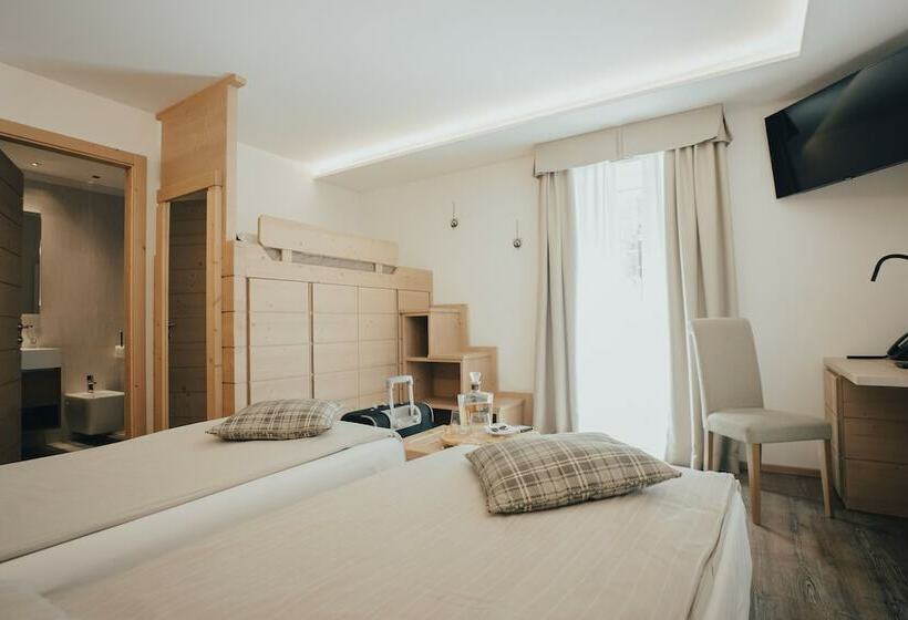 חדר דלוקס, Bezzi