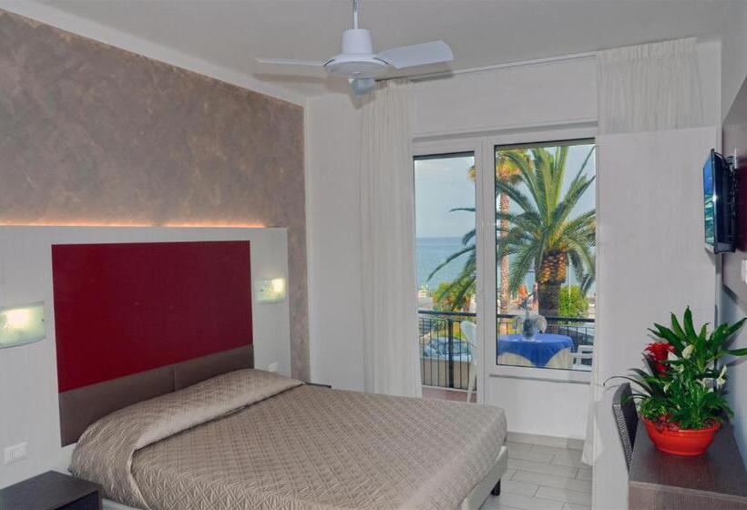 스탠다드 룸 바다 전망, Lido Mazzini