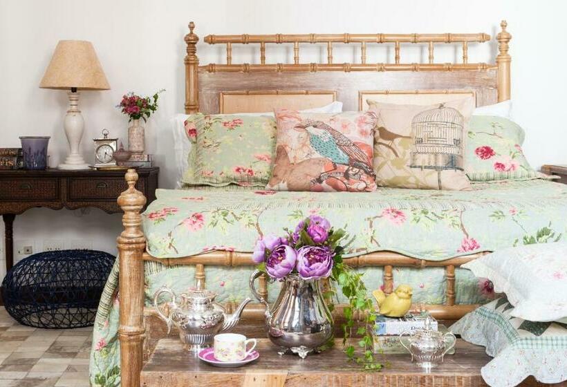 Номер Deluxe с Гидромассажем, Pousada Pequena Tiradentes