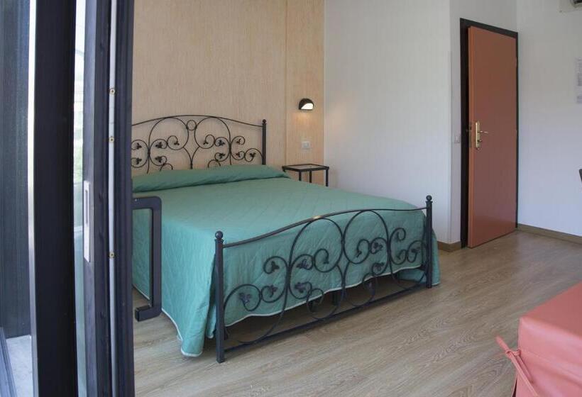 غرفة قياسية سرير كينج, Ristorante Albergo Gerardo Di Masi