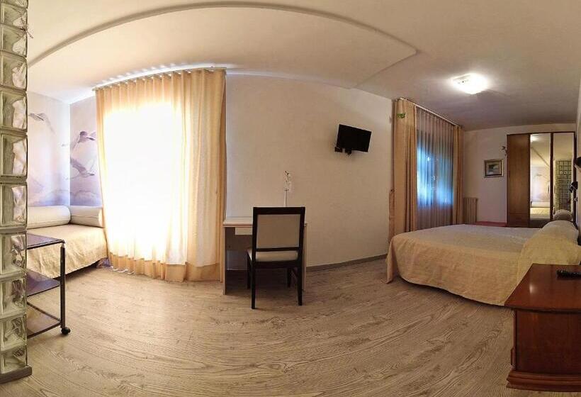 غرفة قياسية ثلاثية, Ristorante Albergo Gerardo Di Masi