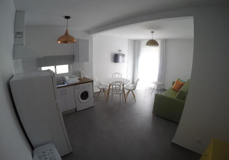 テラス付き１ベッドルームアパートメント, The Blue Corner Apartments