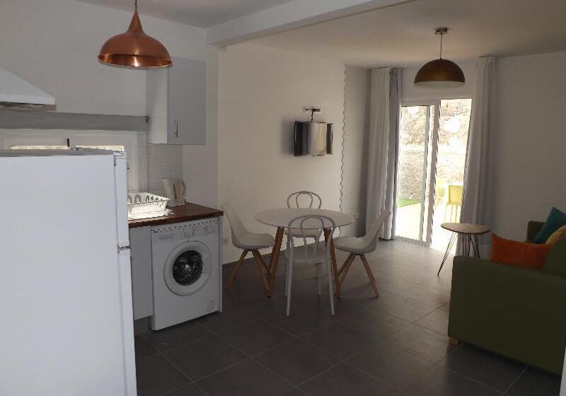 テラス付き１ベッドルームアパートメント, The Blue Corner Apartments