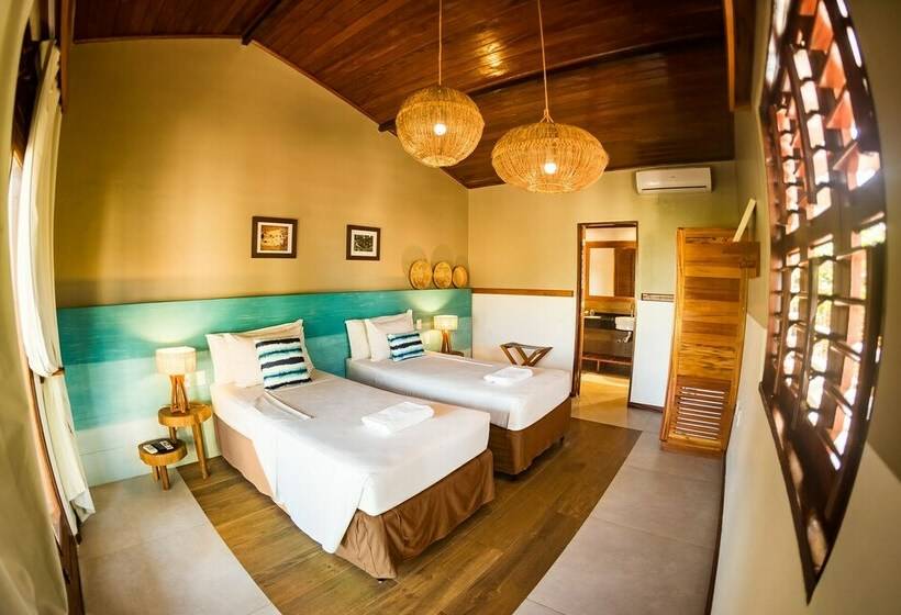 بنجلو قياسى مطل على البحر, Vila Vagalume