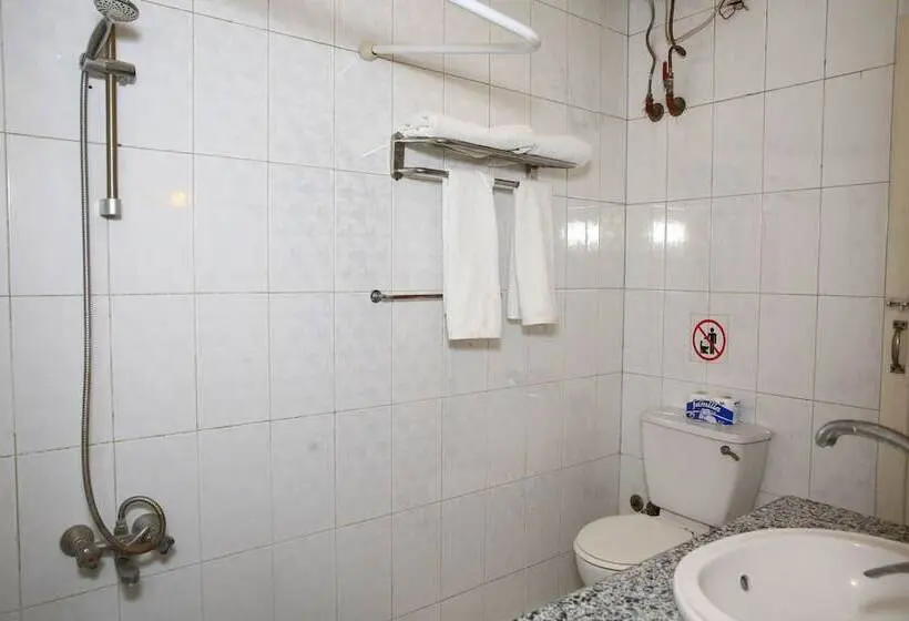 اتاق لوکس یک تخته, Rezeiky Hotel & Camp