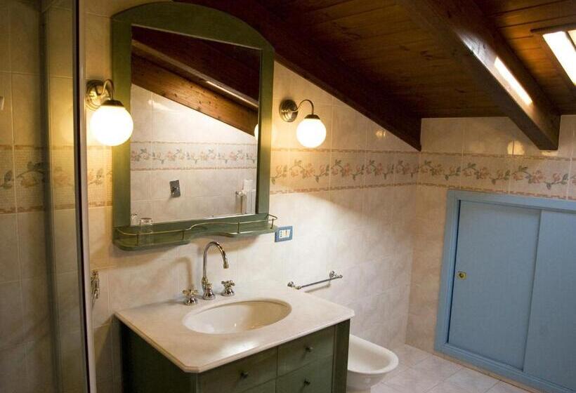 带泳池景观及2个卧室的公寓, All'ombra Del Palmeto