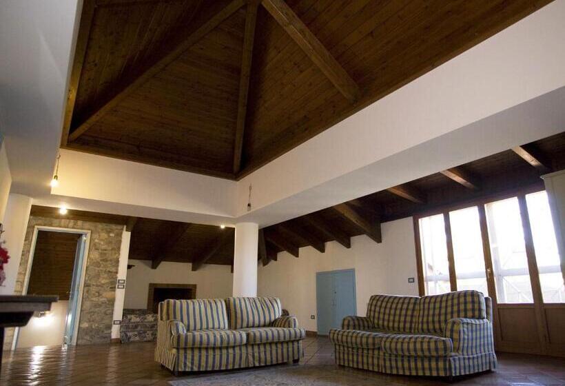 带泳池景观及2个卧室的公寓, All'ombra Del Palmeto