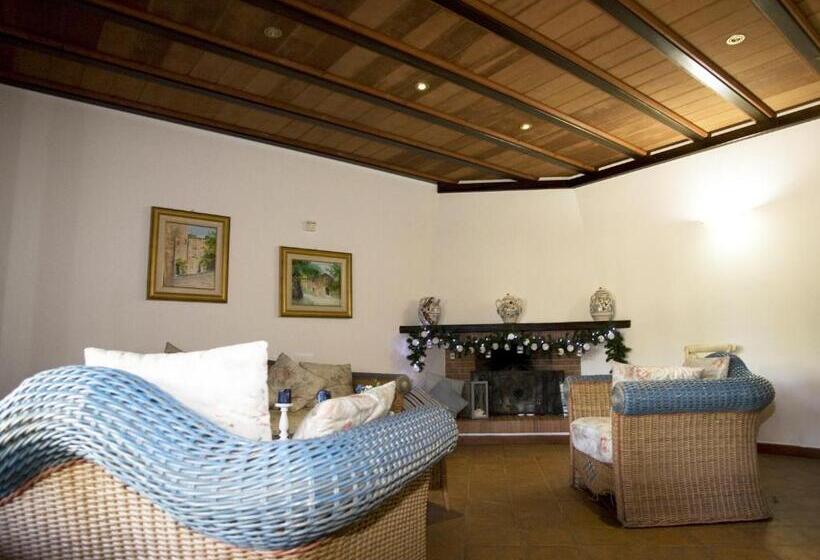 别墅: 1间卧室带游泳池, All'ombra Del Palmeto