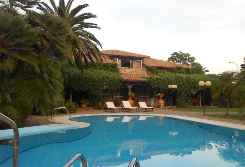 别墅: 1间卧室带游泳池, All'ombra Del Palmeto