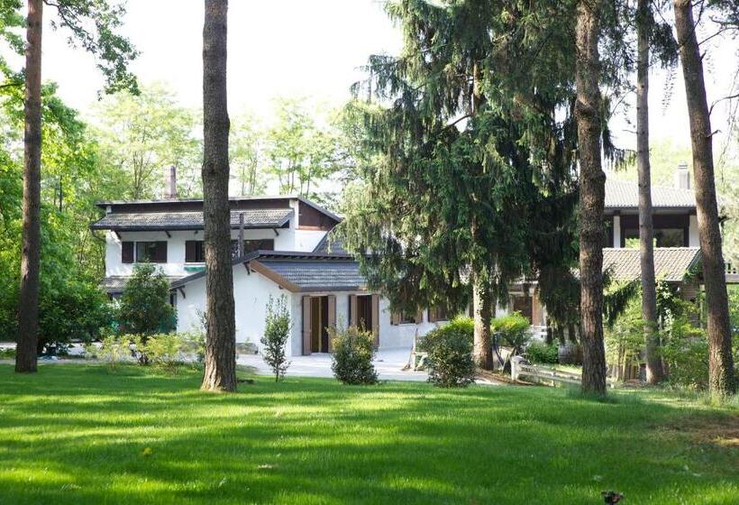 اتاق استاندارد, Sant'anna