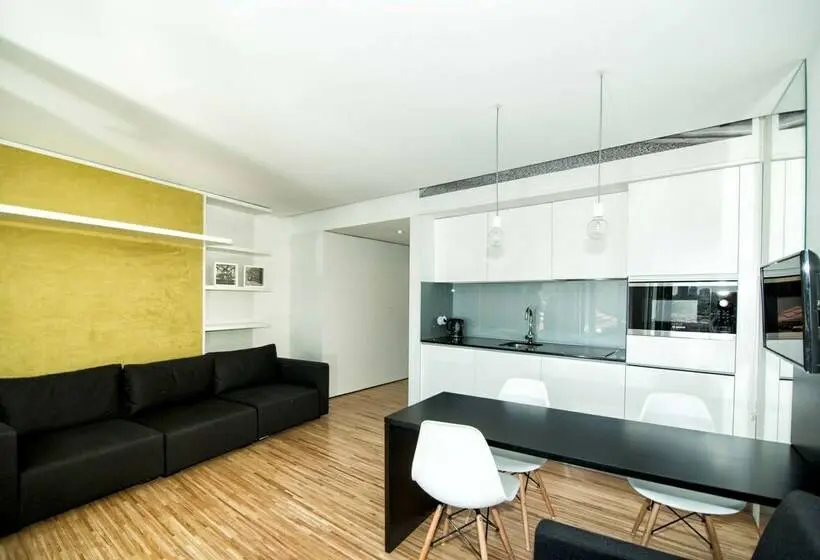 استودیوی پریمیوم, Cathedral Design Apartments