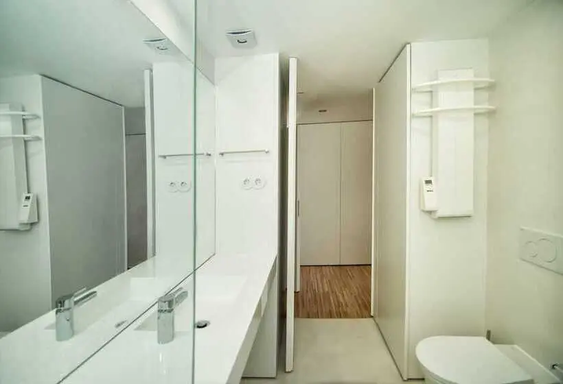 استودیوی استاندارد با تخت دوبل, Cathedral Design Apartments