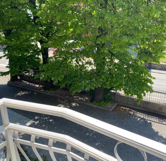 غرفة قياسية مزودة بشرفة مطلة على الحديقة, Baia Dei Pini